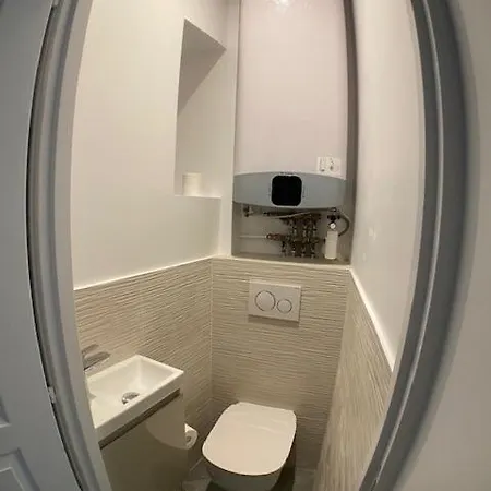 Cannes, Le Suquet Apartment *
